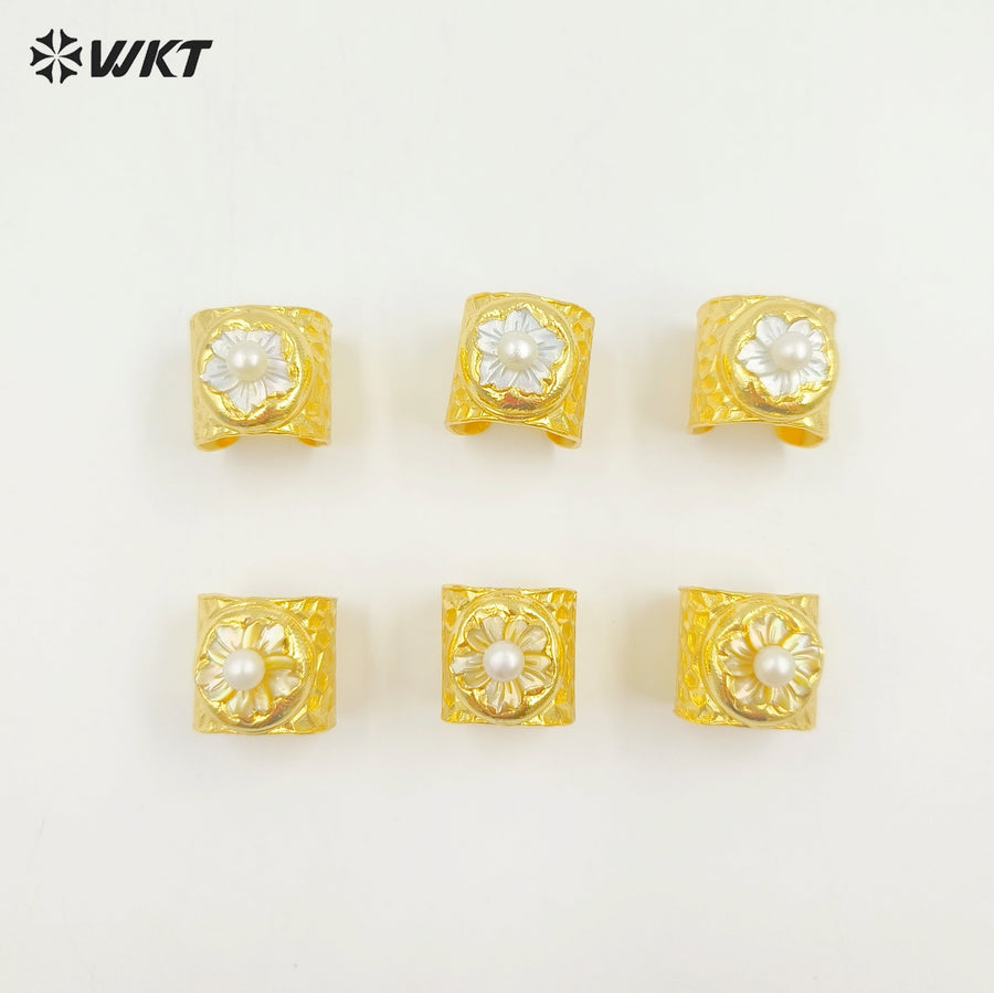 WT-MPR120 Hot Elegant 18K Gold Plated and Silver Delicate Flower Pearl Special Grain Ring for Stylish Women As Daily Decoration