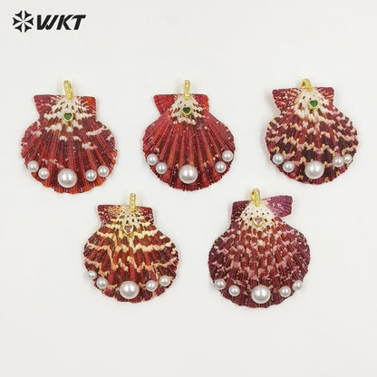 WT-JP501 Wonderful Vintage Pearl And Natural Oil Painting Shell Gold Pendants For Lady Fashionable Necklaces DIY Findings