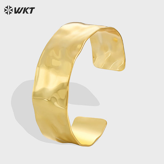 WT-B647 Newest Fashion Gold Plated Resist Tarnishable Wide Big Populared Yellow Brass Women Bangle in Adjustable