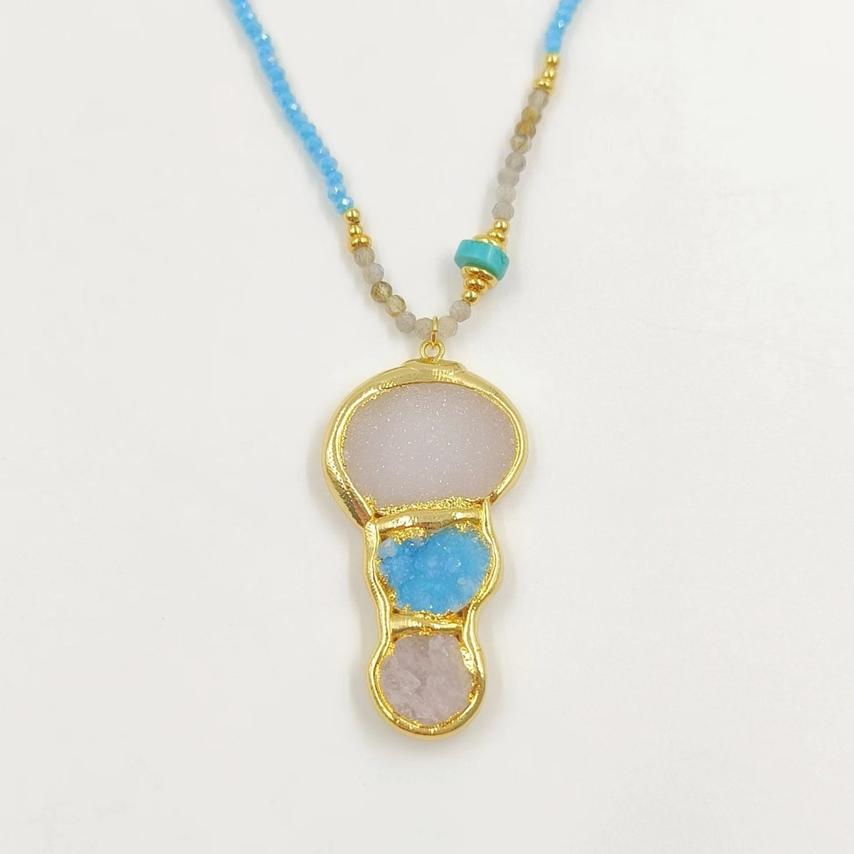 WT-N1452 Amazing Flame Color 3mm Beads Hand Strand With Natural Druzy Quartz Stone Pendant Fashion Boho Women Necklace