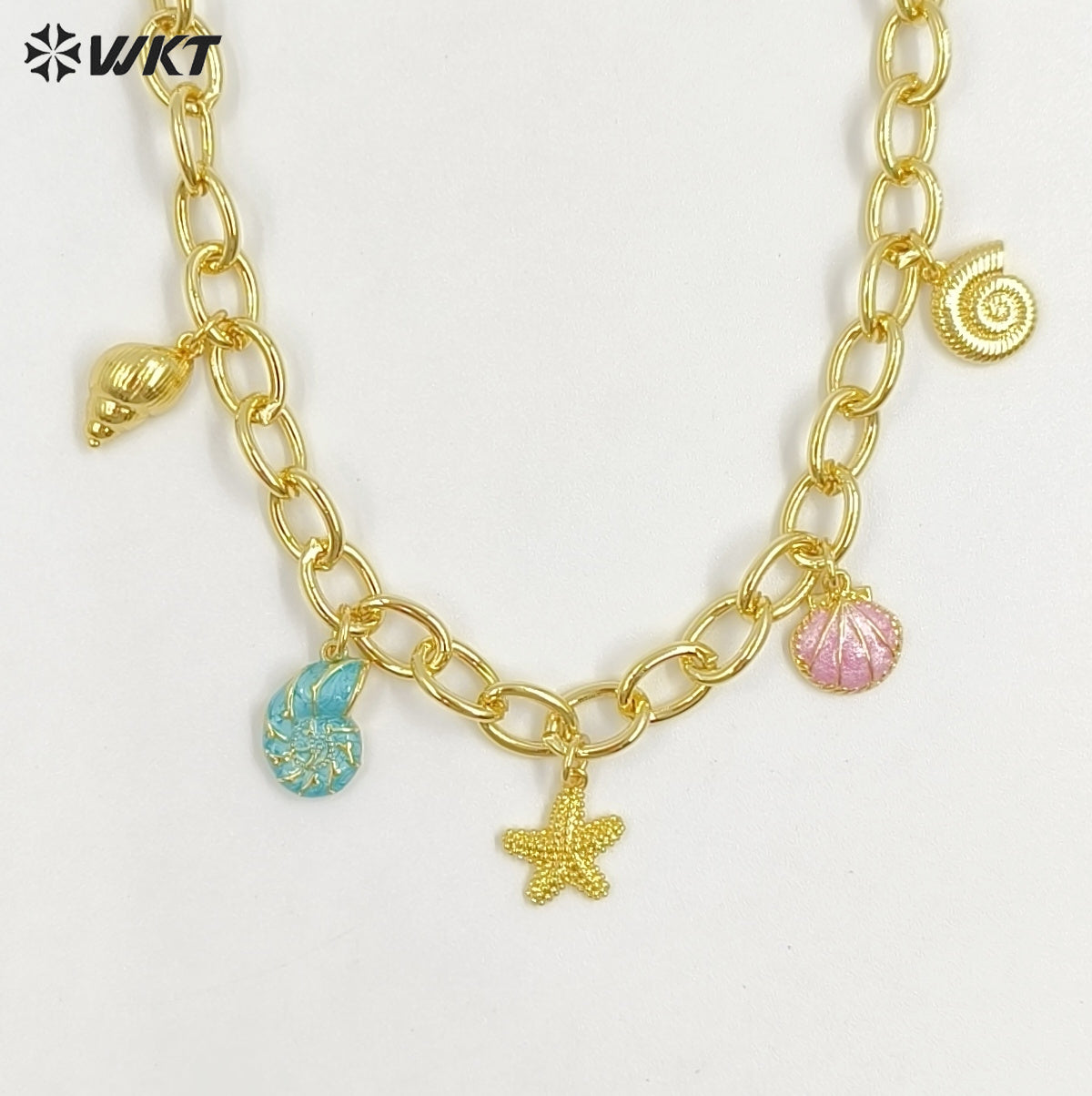 WT-JFN48 High Quality Yellow Brass Big Chain Gold Plated With Ocean Shells Charms Necklace For Ladies Summer Beach Theme Party