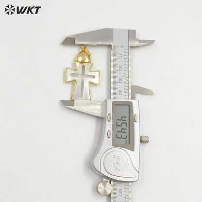 WT-JP422 Wholesale Vintage Style Natural Shell Gold Plated Cross Shape Middle Hollow Pendant For Unique Necklace Handmade