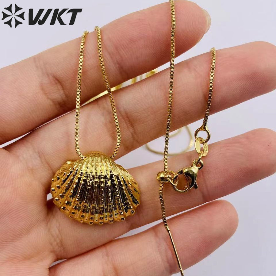 WT-JN235 Wholesale Newest Fashion Flash Fan Shell Design 18k Chain Gold Plated Exquisite High Quality Scallop Necklace