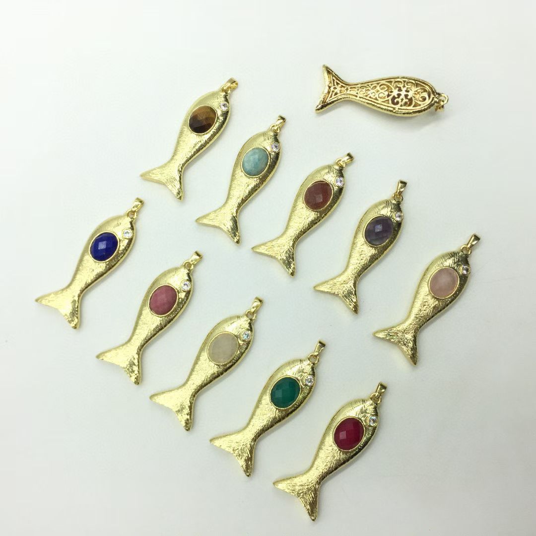 WT-MP319 Dainty Cute Gold Plated Natural Gemstones And Zircon Hollow Design Fish Shape Pendants For Girls Necklace Making
