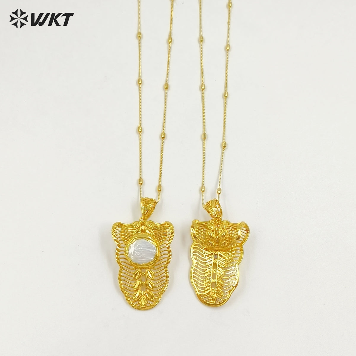 WT-JN329 New Sales Exquisite Gold Electroplated Leaves Shape With Round Natural Freshwater Pearl Pendant Necklace Women Jewelry