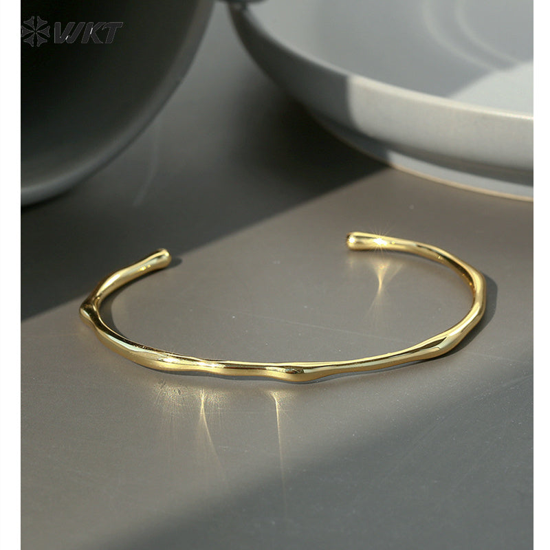 WT-B645 New Fashion Design 18K Real Gold Plated Resist Tarnishable Adjustable Open Size Lady Brass Simple Bangle