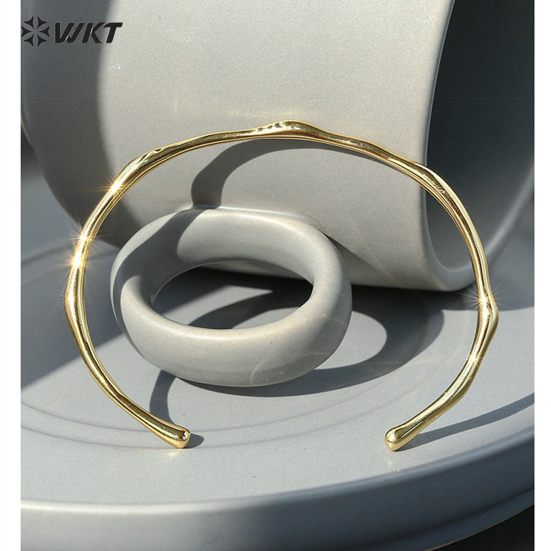 WT-B645 New Fashion Design 18K Real Gold Plated Resist Tarnishable Adjustable Open Size Lady Brass Simple Bangle