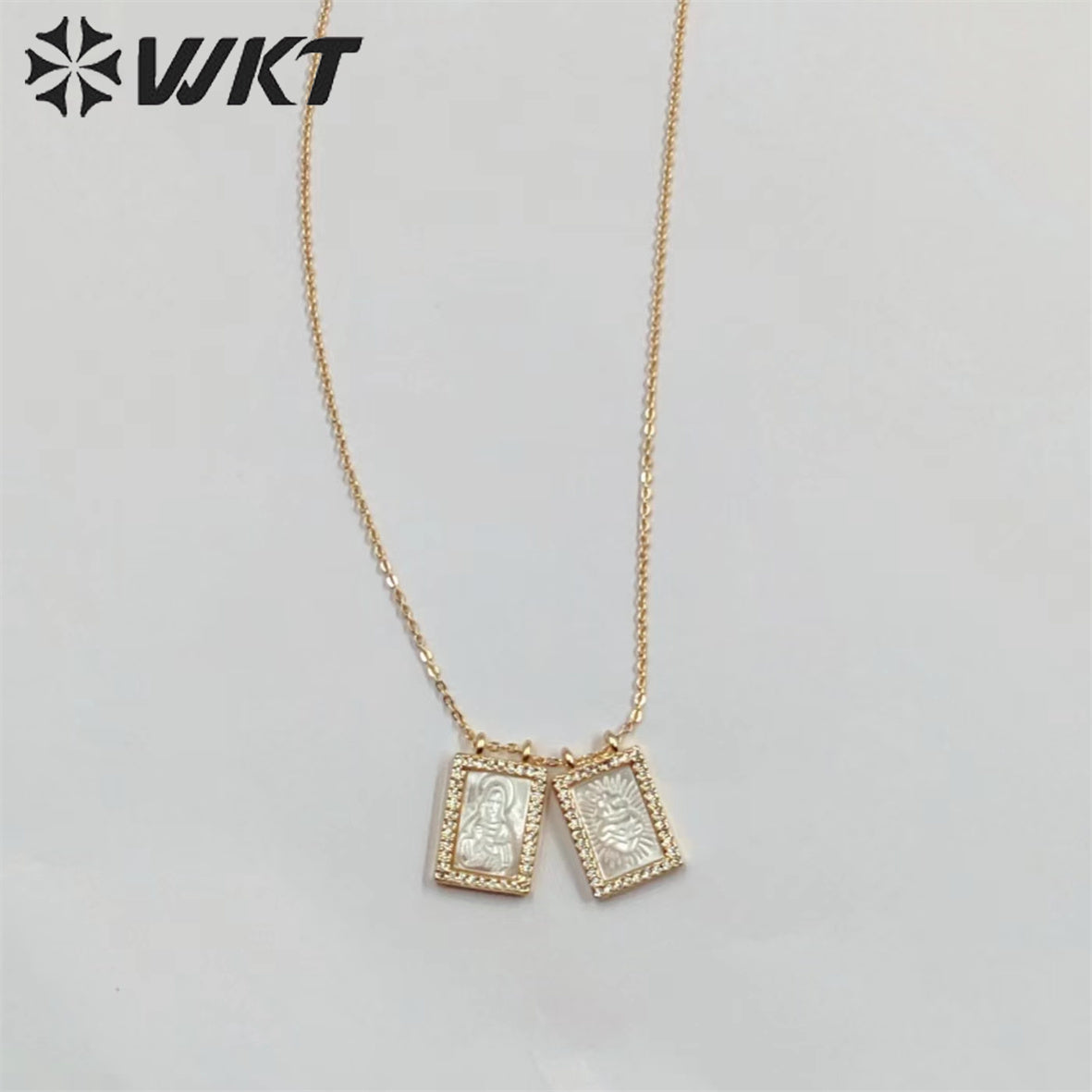 WT-JN220 Super Hot Fashion Double Charms Micropaved CZ Setting Mother of Pearl Shell Necklace 18k Gold Religion Maria Necklace