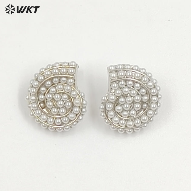 WT-ME125 Newest Design Jewelry Brass Gold And Silver Plated With Artificial Pearl Conch Shape Earrings For Girl Daily Wearing