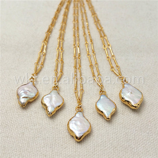 WT-N831 Wholesale Lovely Pearl Shell Necklace,15mm Fashion Natural Pearl With 24k Real Gold Dipped Shell Necklace for Women