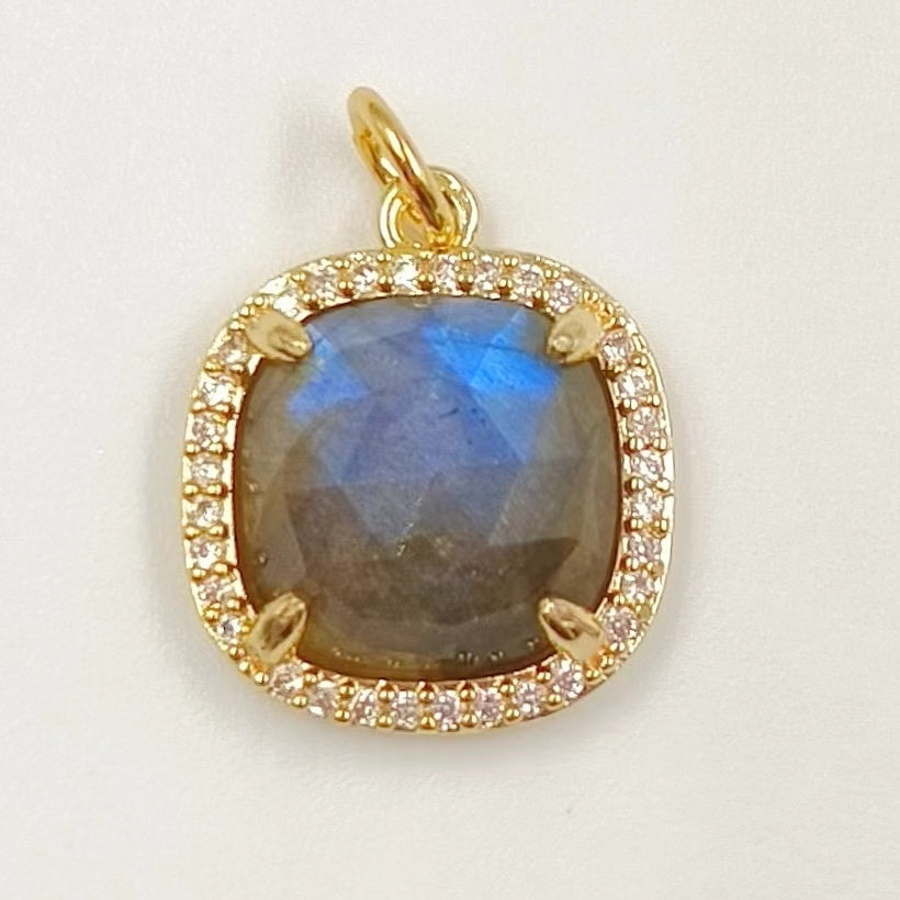 WT-MP268 Newest Vintage Style Ball Shaped Cubic Zircon Stone for Bracelet Design Women Gold Bezel Square Shaped Pendant