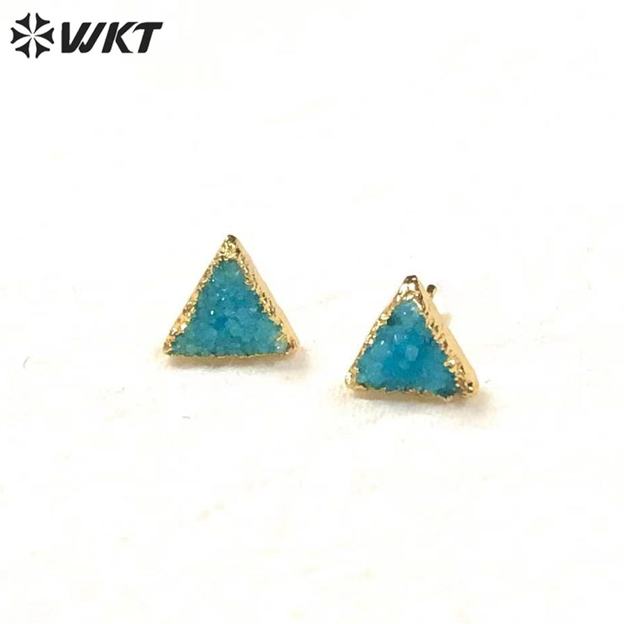 WT-E269 Wholesale Fashion Gold Plated Natural Druzy Quartz Studs Earrings Natural Women 10mm Triangle Stone Studs