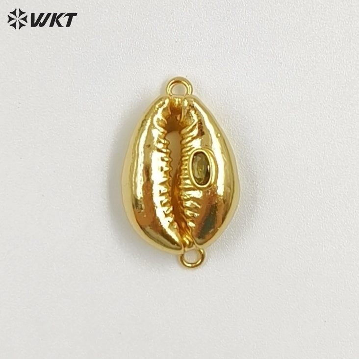 WT-P2131 Popular Fashion Gold Plated Cowrie Shell And Zircon Pendant With Double Hoops As Lady Bracelet Jewelry Accessory