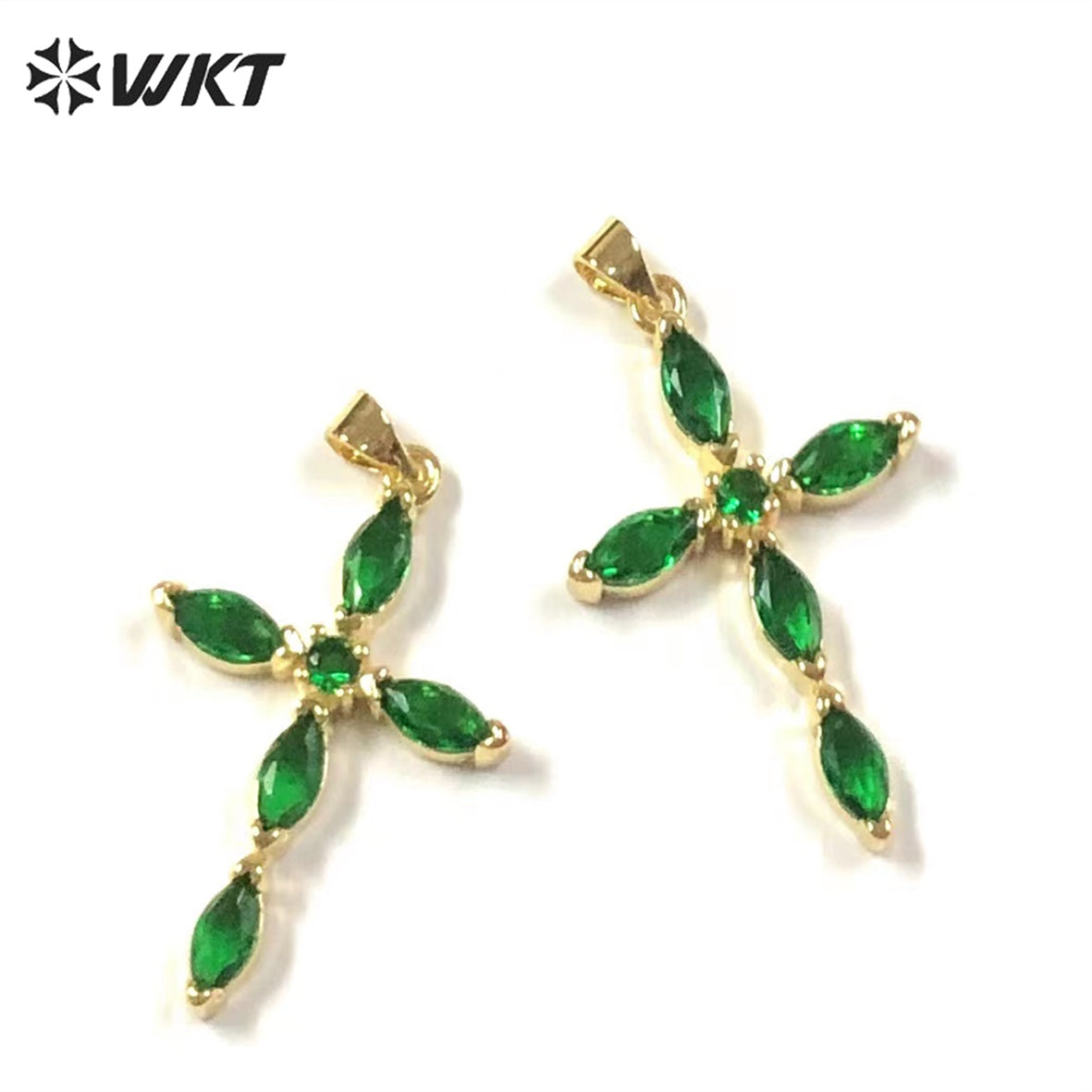 WT-MP245 Elegant Temperament Pendant Cross Water Drop Pendant Texture Jewelry Necklace Accessories Cubic Zircon Pendant