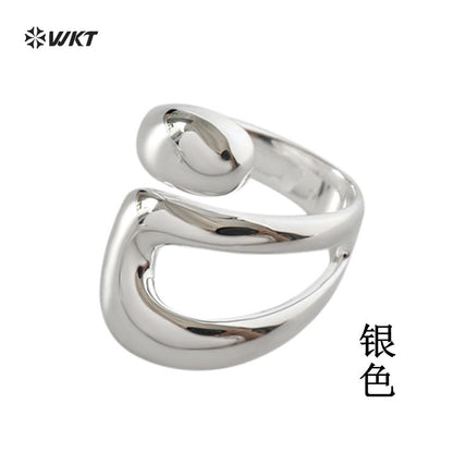WT-RF012 Fashion Style Yellow Brass In 18K Gold Plated Irregular Cross Hollowing Open Design Women Rings For Daily Match