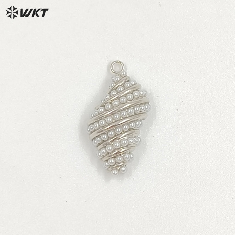 WT-MP312 Charming Metal Brass With Artificial Pearl Gold And Silver Plated Conch Shape Pendant For Lovely Jewelry Handmade