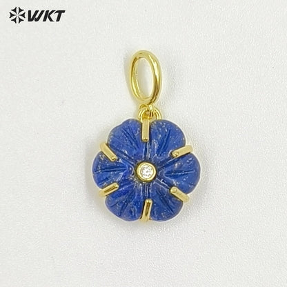 WT-P2121 Delicate Gold Plated Zircon And Natural Gemstones Carved Flower Shape Little Pendants For Girls Fashion Necklace Design