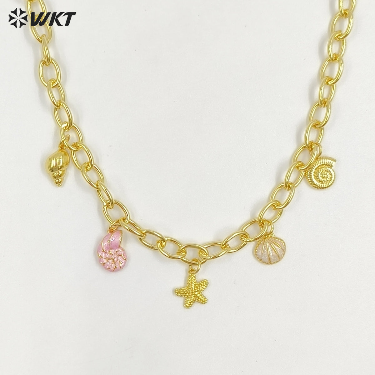 WT-JFN48 High Quality Yellow Brass Big Chain Gold Plated With Ocean Shells Charms Necklace For Ladies Summer Beach Theme Party