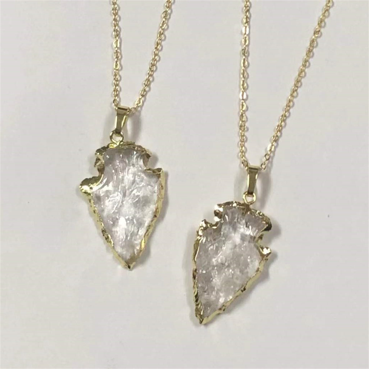 WT-N1330 Super Hot Sales Natural Raw Crystal Quartz Arrowhead Pendant Necklace Women Hammer Quartz Stone Necklace