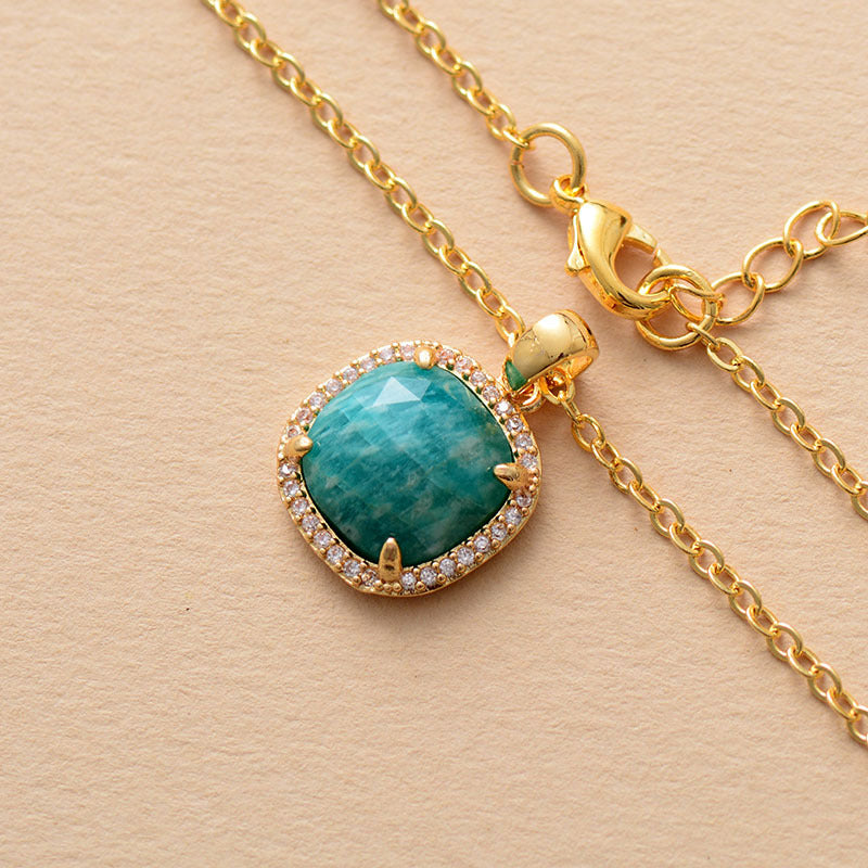 WT-N1488 Fashion Lady Square Micro Pave Setting Natural Amethyst Amazonite Lapis Charm Necklace in 18K Gold Plated