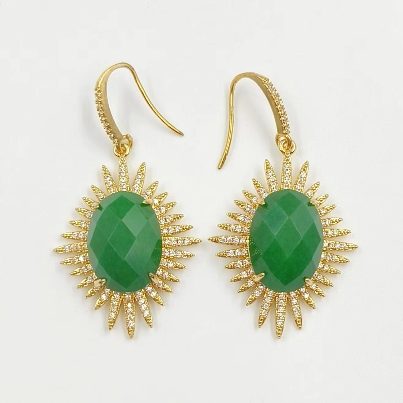 WT-ME094 Wholesale Newest Fashion Light Luxury Natural Gemstone Oval Shaped Micro Paved Earrings Studt