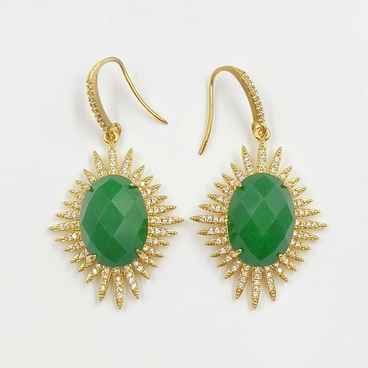 WT-ME094 Wholesale Newest Fashion Light Luxury Natural Gemstone Oval Shaped Micro Paved Earrings Studt