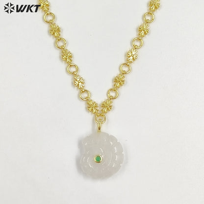 WT-N1507 Fashion Lovely Gold Plated Zircon And Natural Gemstones Carved Trumpet Pendant Necklaces As Women Birthday Gift Jewelry