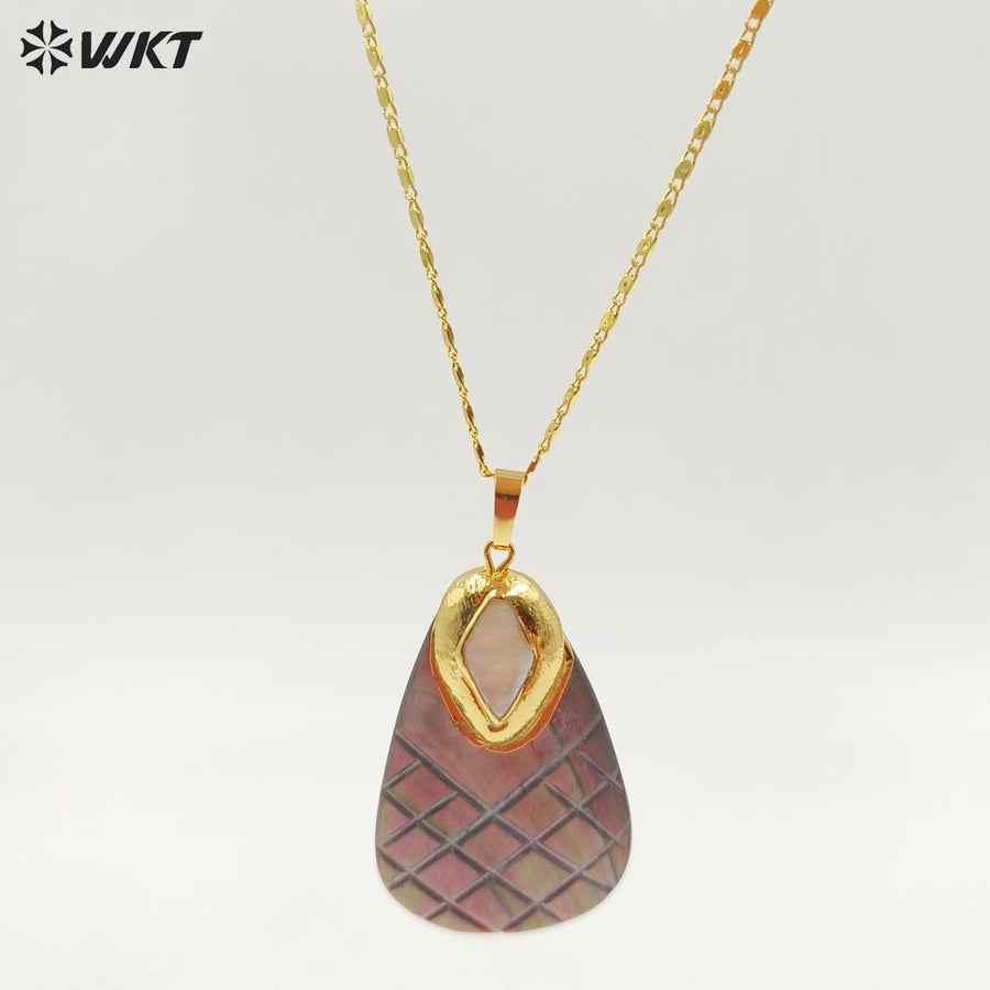 WT-JN307 Brand New Product Sweet and Lovely 18K Gold Plated Pineapple Shaped Pearl Shell Necklace for Ladies As Birthday Gift