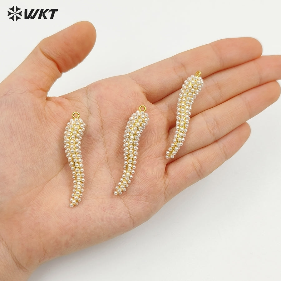 WT-MP317 Lovely Little Charm Gold Plated Brass With Artificial Pearl Hot Pepper Shape Pendant For Necklace Jewelry Handmade