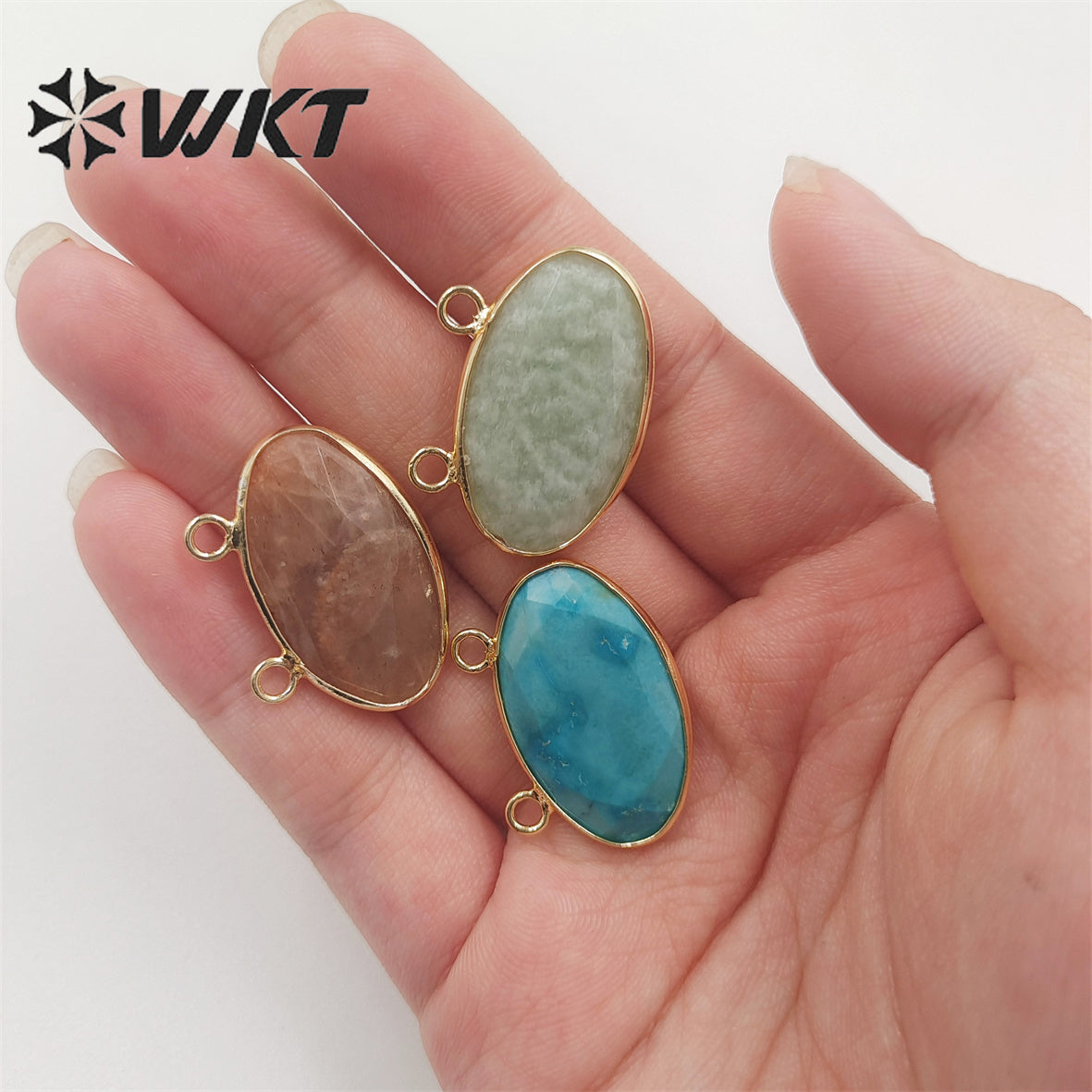 WT-P1849 Wholesale Fashion Gold Plated Oval Faceted Bezel Natural Sun Stone Pendant Unique Double Loops Jewelry Pendant