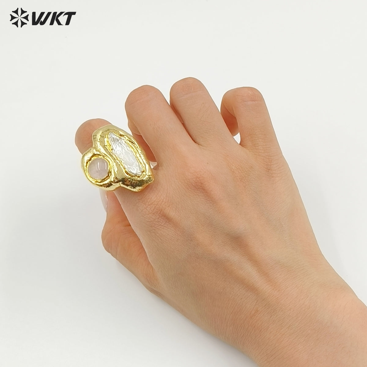 WT-MPR131 Wholesale Newest Design Fashion 18K Real Gold Plated Double Stone and Pearl Women Ring for Office Daily Styles