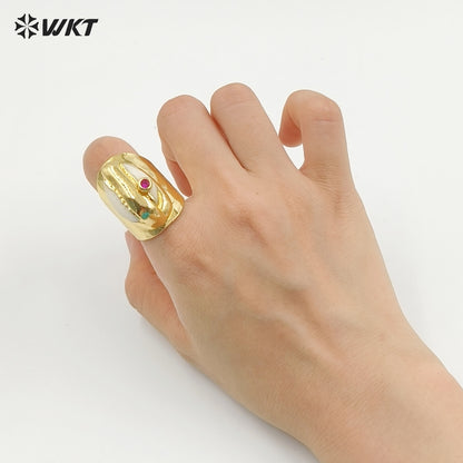 WT-R335 Wholesale Bohemian Style Cowrie Ring With Multicolor Beads in 18K Gold Plated Adjustable Natural Cowrie Shell Ring