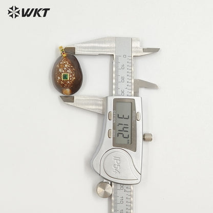 WT-JP494 Wonderful Snow Mountain Cowrie Setting In Square Zircon Pendant As Popular Necklace Jewelry Decorative Accessory