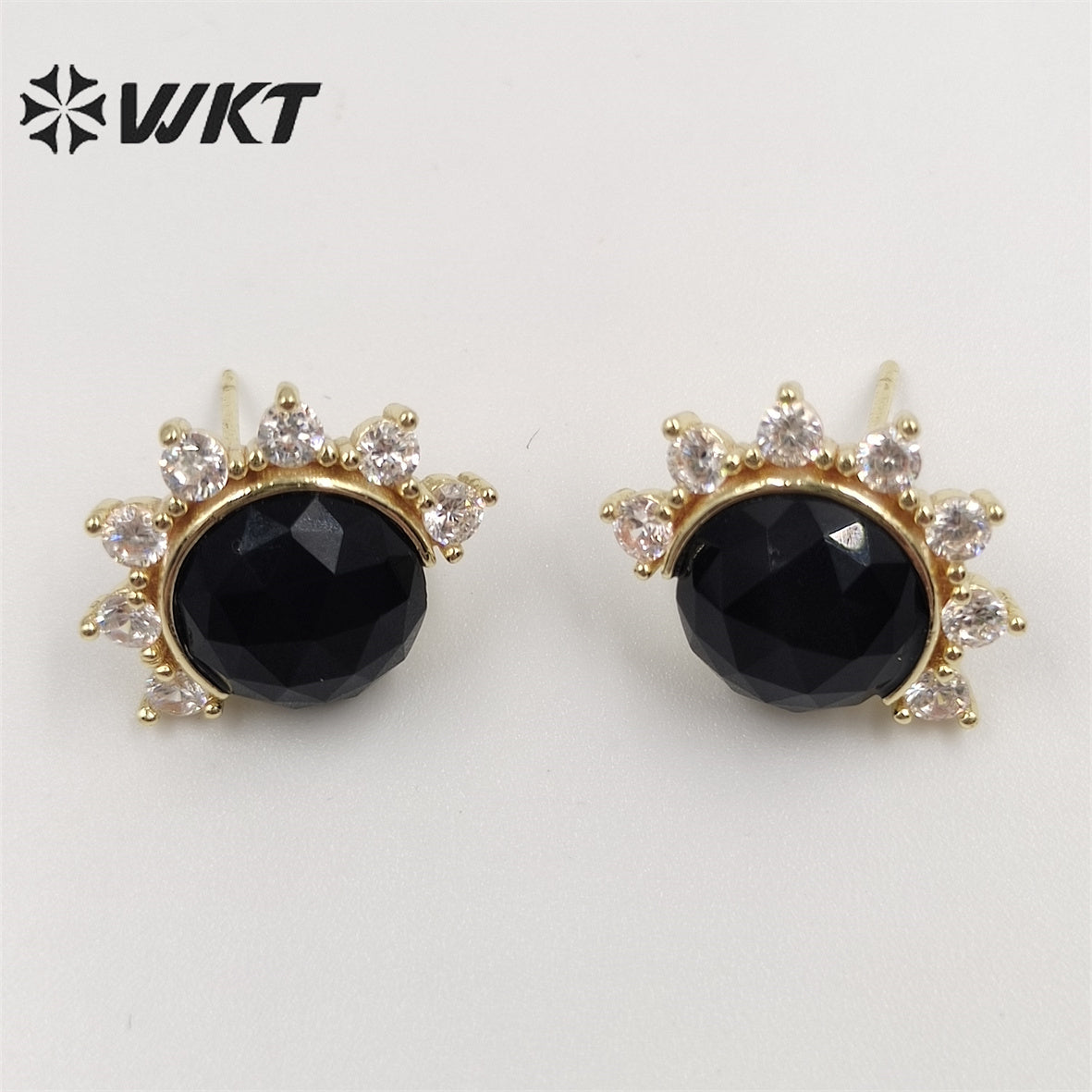 WKT-E671 WKT New Design Fashion Micropaved Cubic Zircon Round Stone Eye Studs Charming Natural Faceted Stone Earring Studs