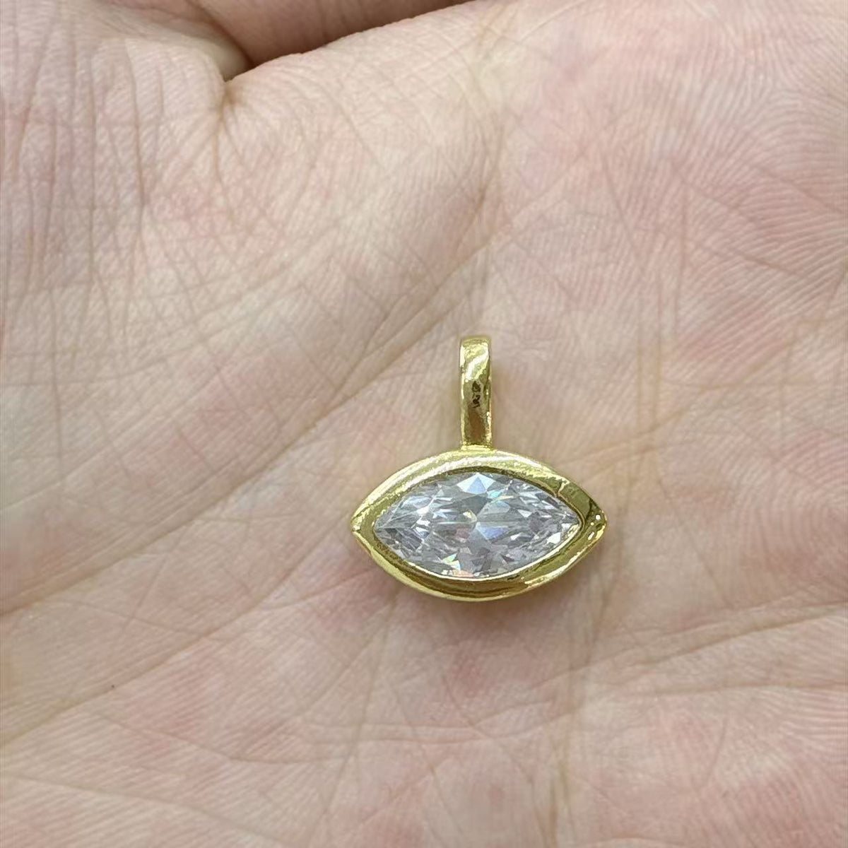 WT-MP334 High Quality Wholesale Round Square Heart Shape White Zircon Tiny Gold Pendants As Handmade Jewelry Accessories