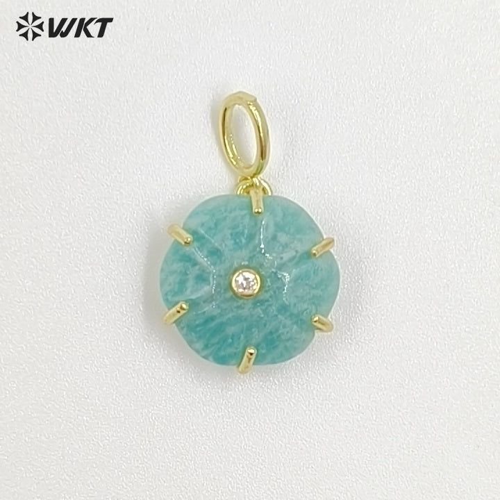 WT-P2121 Delicate Gold Plated Zircon And Natural Gemstones Carved Flower Shape Little Pendants For Girls Fashion Necklace Design