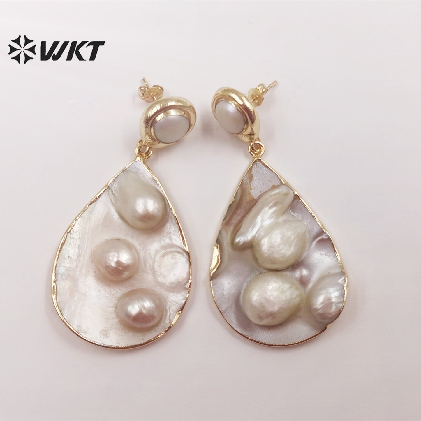 WT-MPE072 Water Drop Shell Earrings European and American Style Fashion Charming 18k Gold-plated Earrings Natural Pearl Earrings