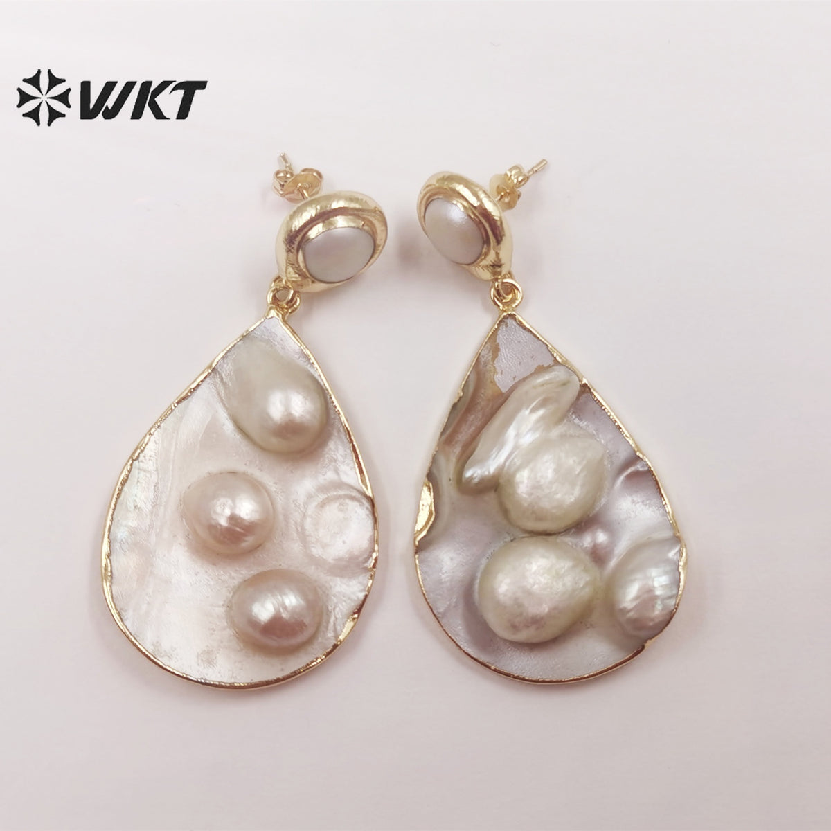 WT-MPE072 Water Drop Shell Earrings European and American Style Fashion Charming 18k Gold-plated Earrings Natural Pearl Earrings