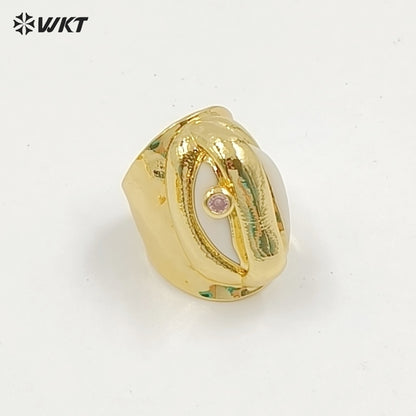 WT-R335 Wholesale Bohemian Style Cowrie Ring With Multicolor Beads in 18K Gold Plated Adjustable Natural Cowrie Shell Ring