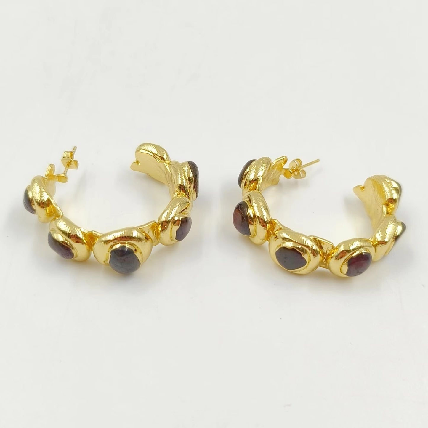 WT-E654 Luxury Wholesale Fashion Gemstone Gold Earrings Women Jewelry Findings with Hoop for You so Nice As a Anniversary Gift