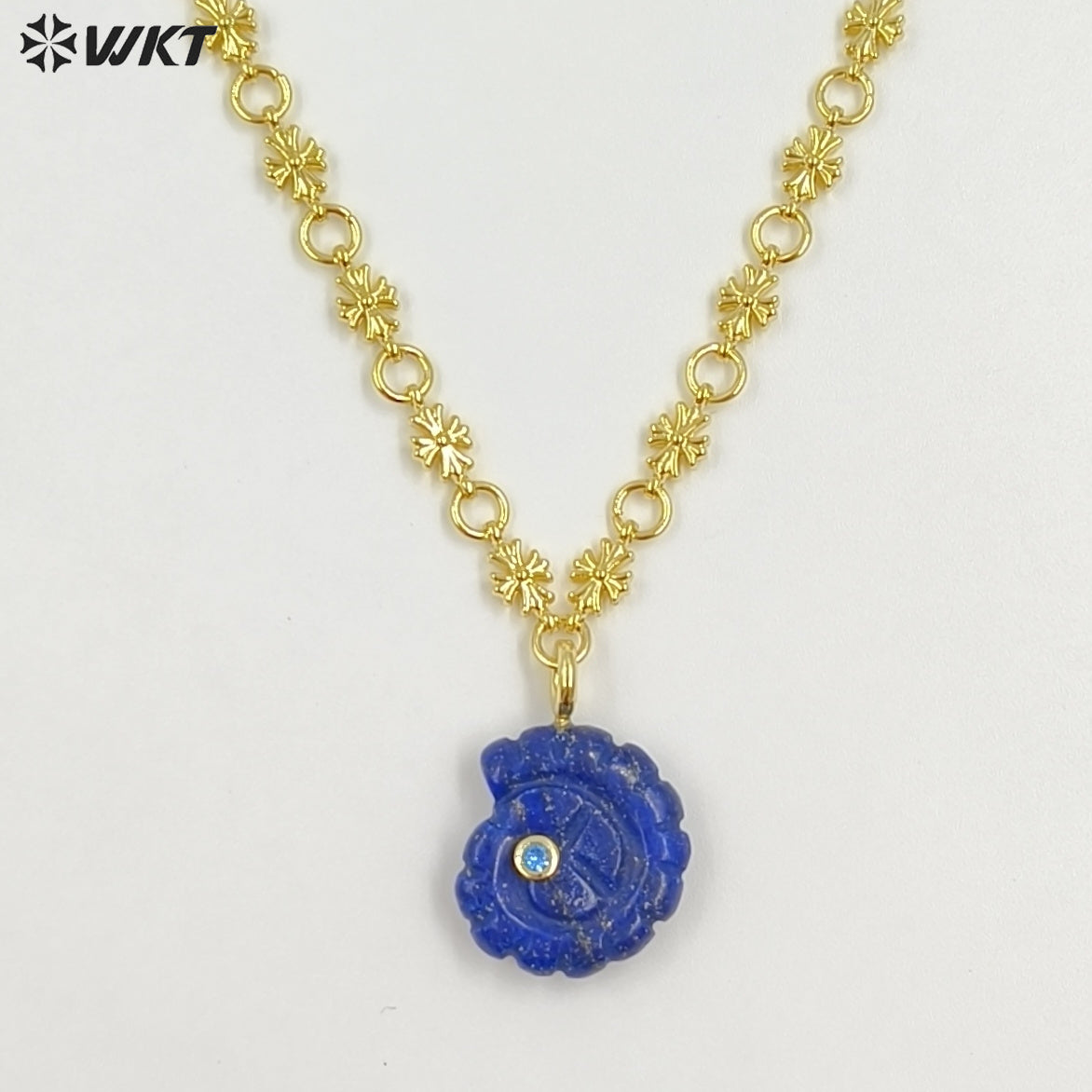 WT-N1507 Fashion Lovely Gold Plated Zircon And Natural Gemstones Carved Trumpet Pendant Necklaces As Women Birthday Gift Jewelry