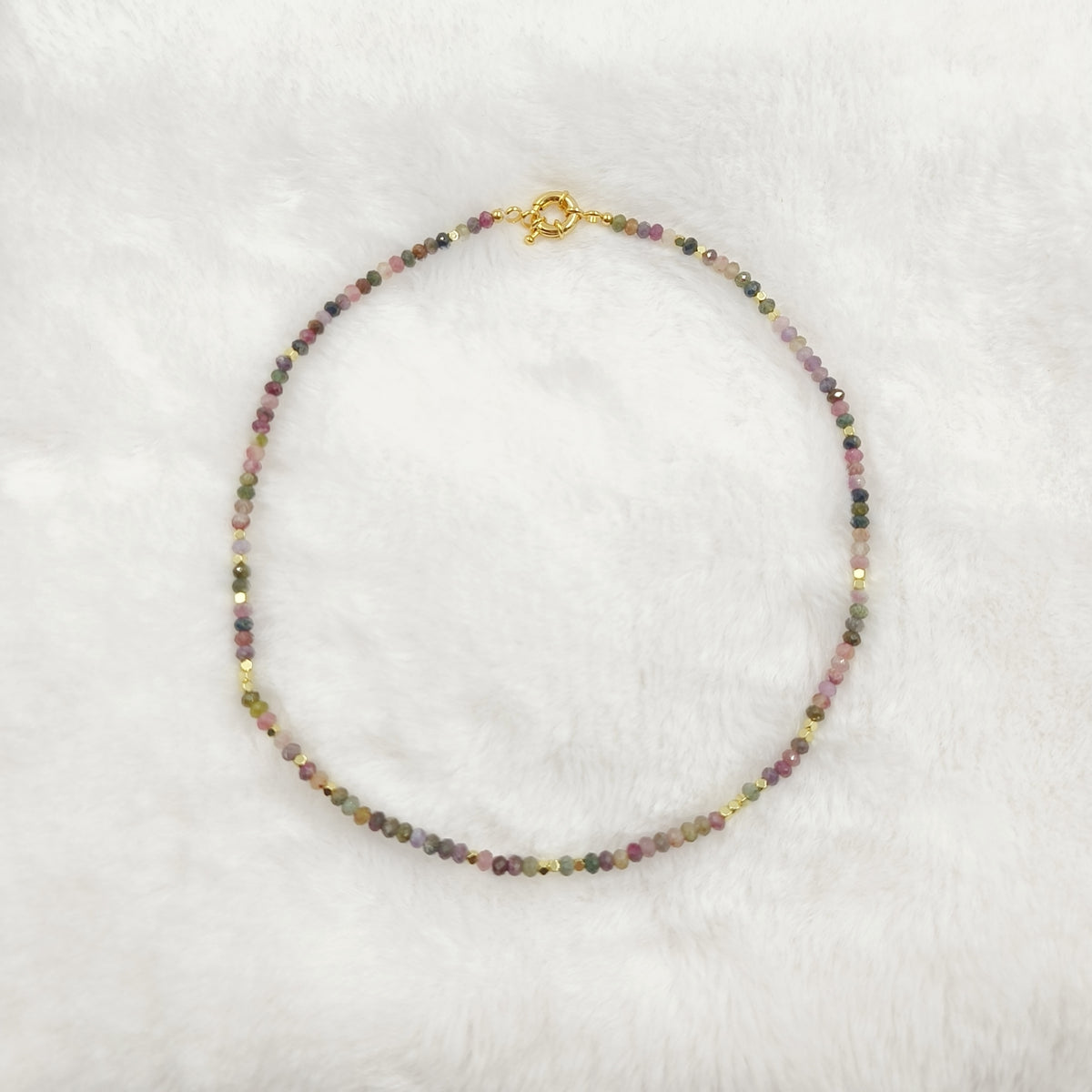 WT-N1443 WKT Best 2023 Newest Natural Aura Cluster Quartz Necklace Women Simple Hoop Aura 3MM Stone Beads Necklace