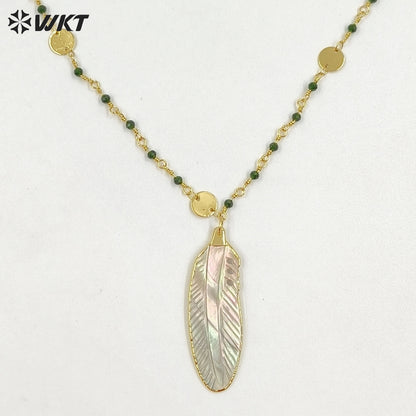 WT-JN400 Fashion Elegant Style Gold Plated Little Stone Chain With Natural Shell Feather Pendant Necklace For Lady Matching