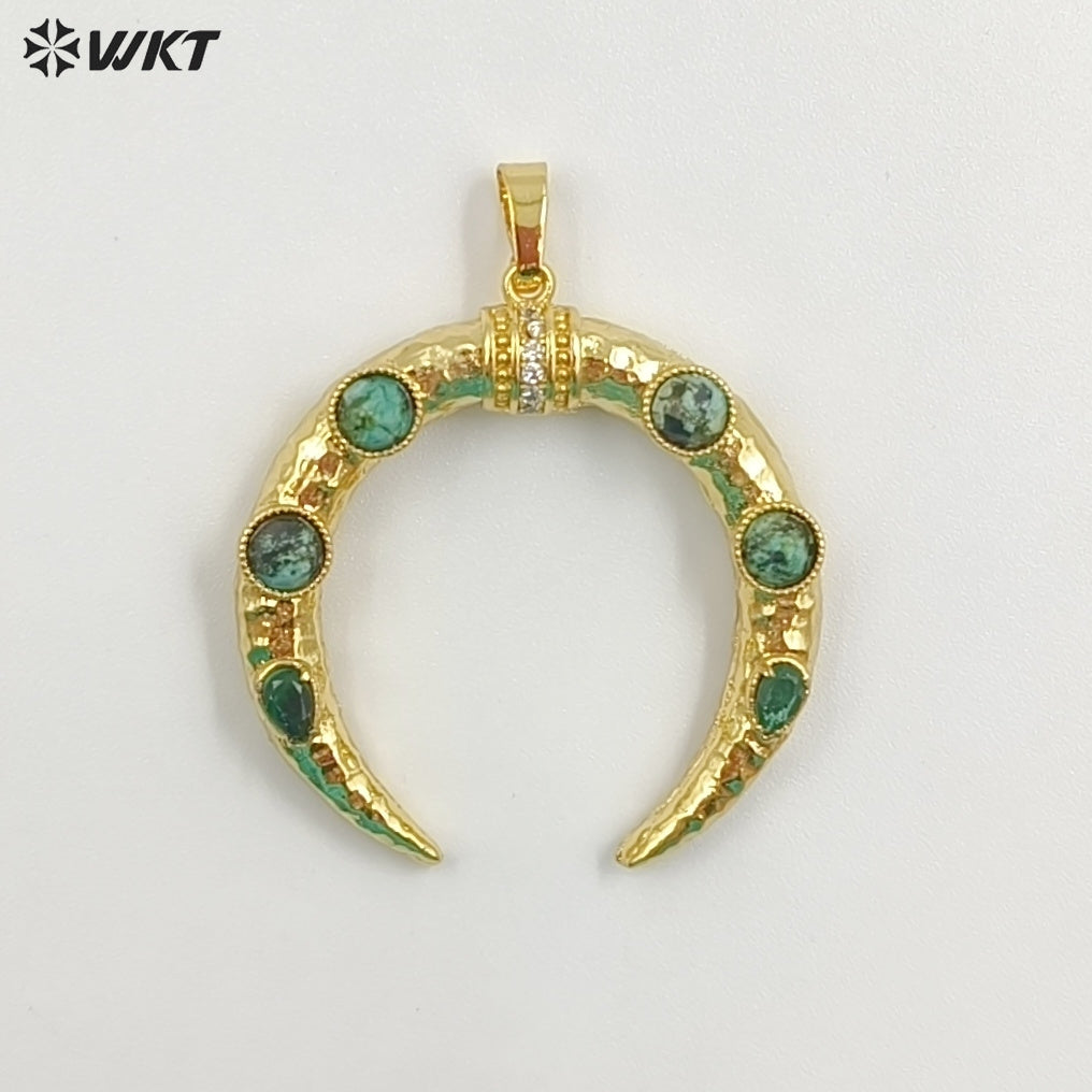 WT-P2050 Delicate 18K Gold Plated Zircon And Lapis Multi Gemstones Horn Shape Pendants For Women DIY Jewelry Accessories