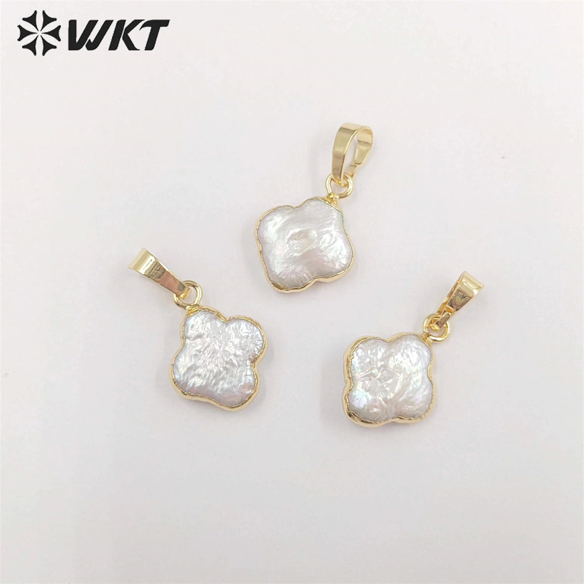 WT-JP341 WKT Newest Flower Natural Freshwater Pearl Leaf Charmrs Purity White Pearl Necklace Pendants for Girl Friend Gift