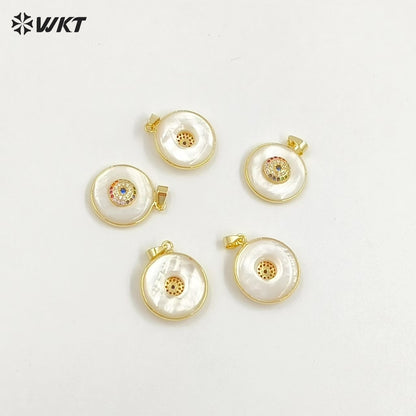 WT-MP308 Delicate Fashion Mother of Pearl Made Round Coin Micro Pave Eye Pendants With 18k Gold Bezel Around Jewelry