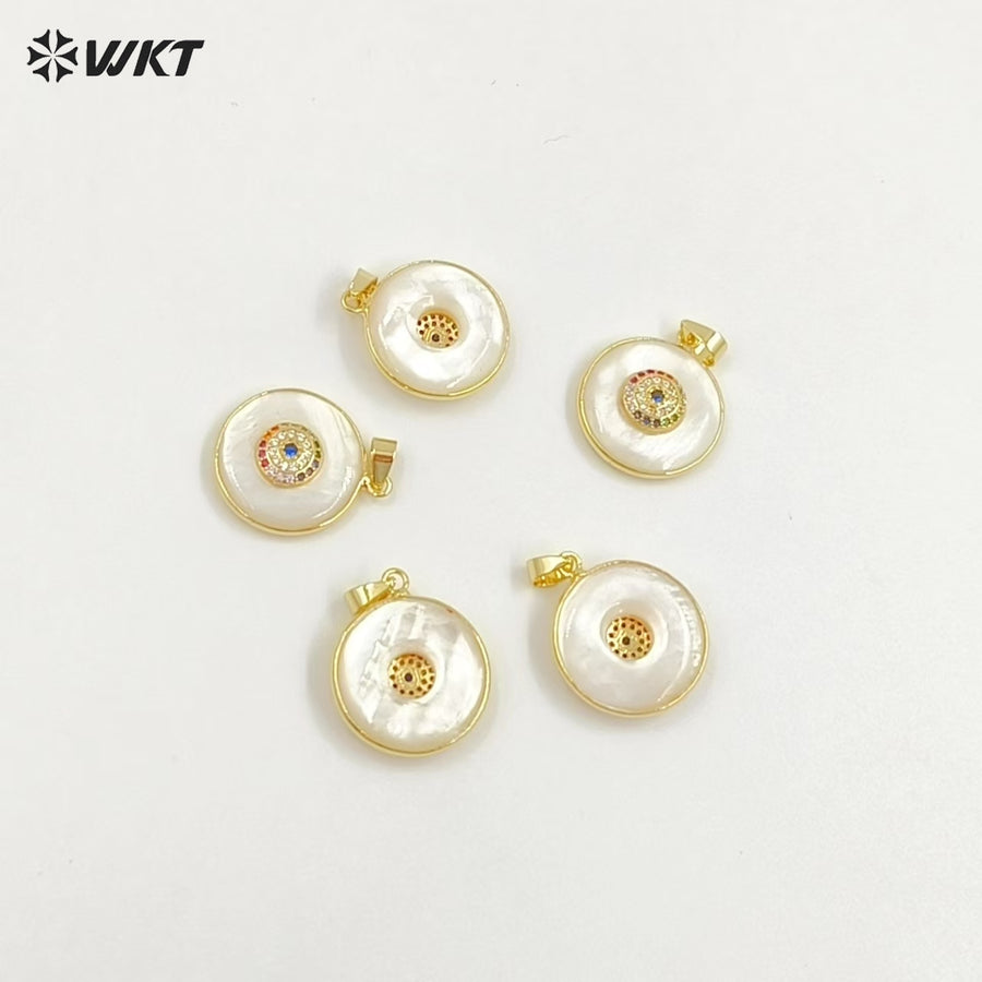 WT-MP308 Delicate Fashion Mother of Pearl Made Round Coin Micro Pave Eye Pendants With 18k Gold Bezel Around Jewelry