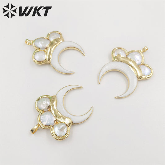 WT-MP254 Wholesale Fashion White Shell Crescent Horn Pendant with Triple Pearl Charm 18k Real Gold Plated Moon Pendant