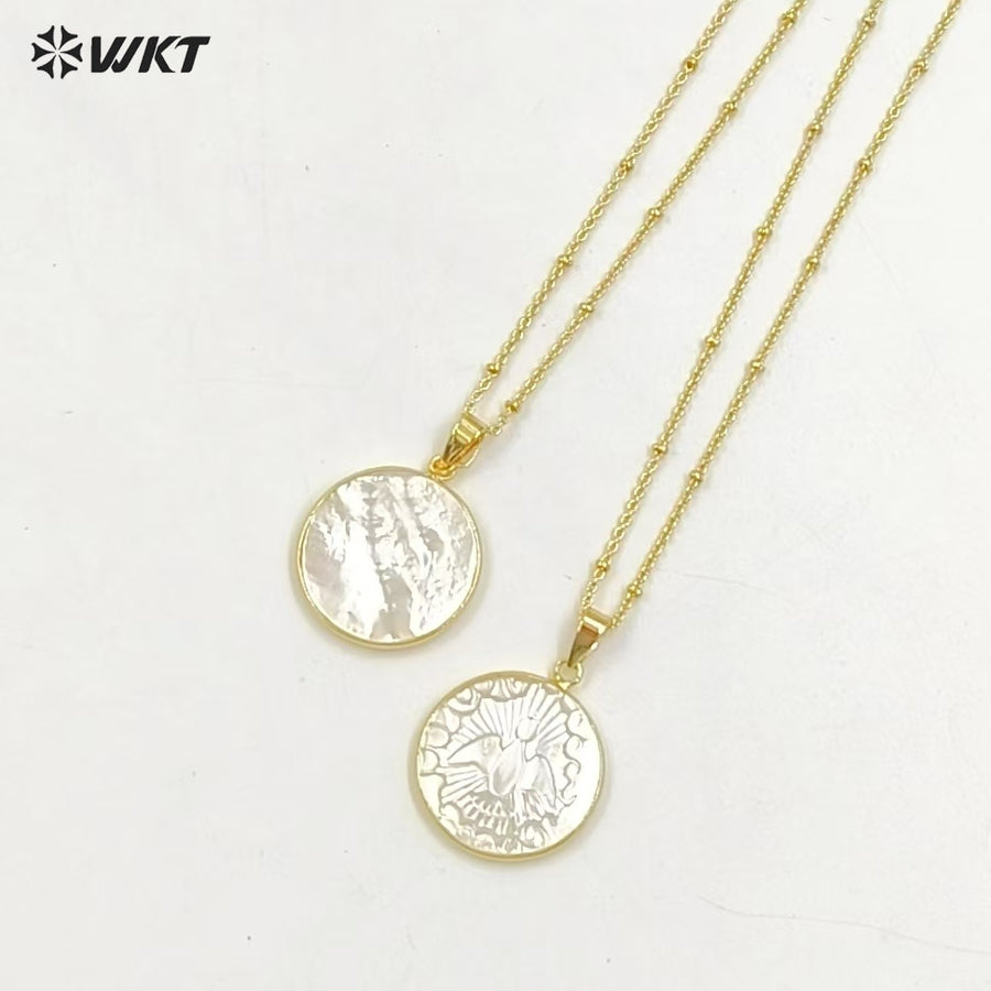 WT-JN316 Lovely Laser Made Natural Hand Carved Mother of Pearl Shell Christian Peace Bird Necklace