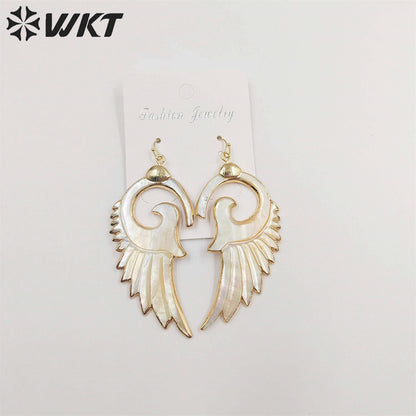 WT-E268 Newest Fashion Morden Gold Plated Shell Feather Earrings Elegant Popular Dangling Real Shell Feather Earrings